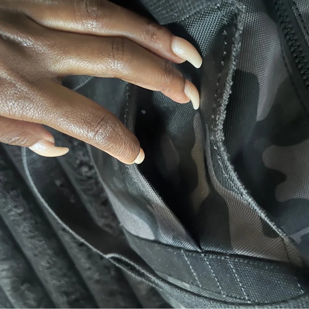 Banana Republic camouflage weekender bag
